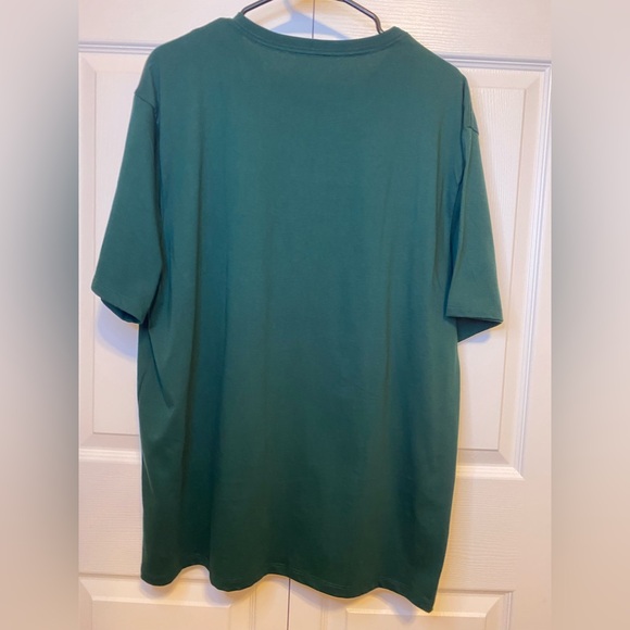 TH Green Tee - Picture 3 of 3